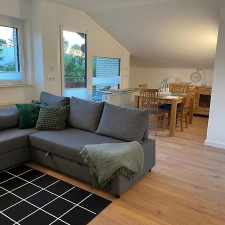 --Renoviert-- Ruhige 1-Zimmer Einliegerwohnung Mit Kueche Und Bad In Grossburgwedel Eksteriør bilde
