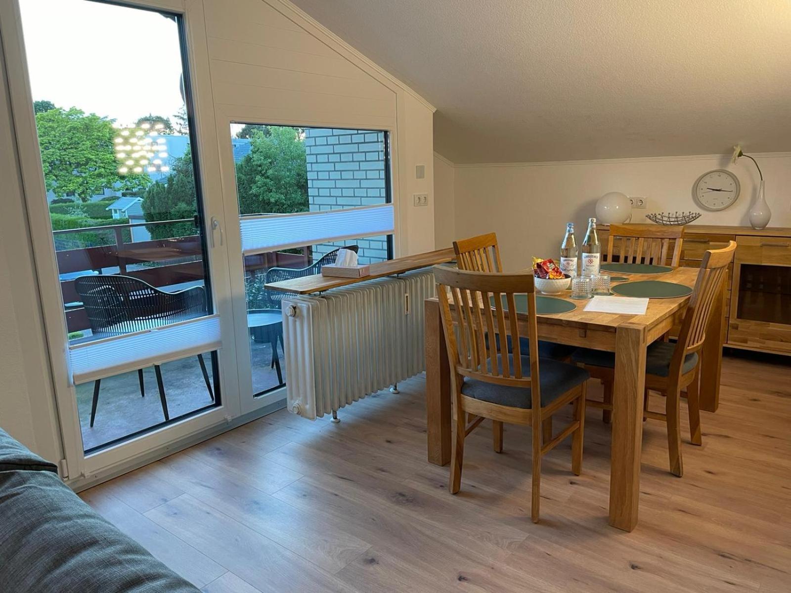 --Renoviert-- Ruhige 1-Zimmer Einliegerwohnung Mit Kueche Und Bad In Grossburgwedel Eksteriør bilde
