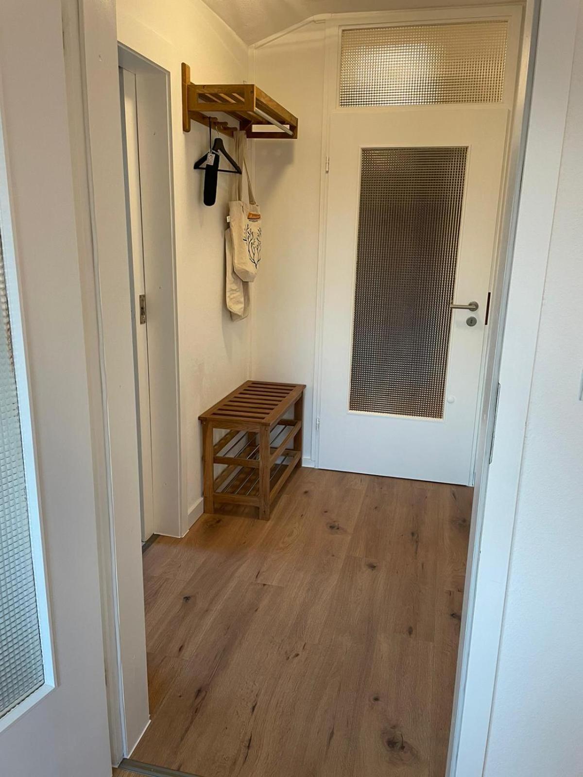 --Renoviert-- Ruhige 1-Zimmer Einliegerwohnung Mit Kueche Und Bad In Grossburgwedel Eksteriør bilde